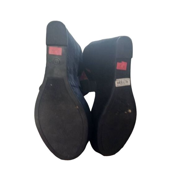 Torrid black Strappy wedge sandals - Picture 4 of 4